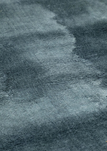 Sleek Jumeirah Storm