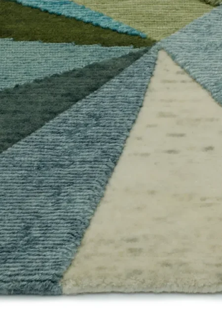 Triangulation Olive Mystic